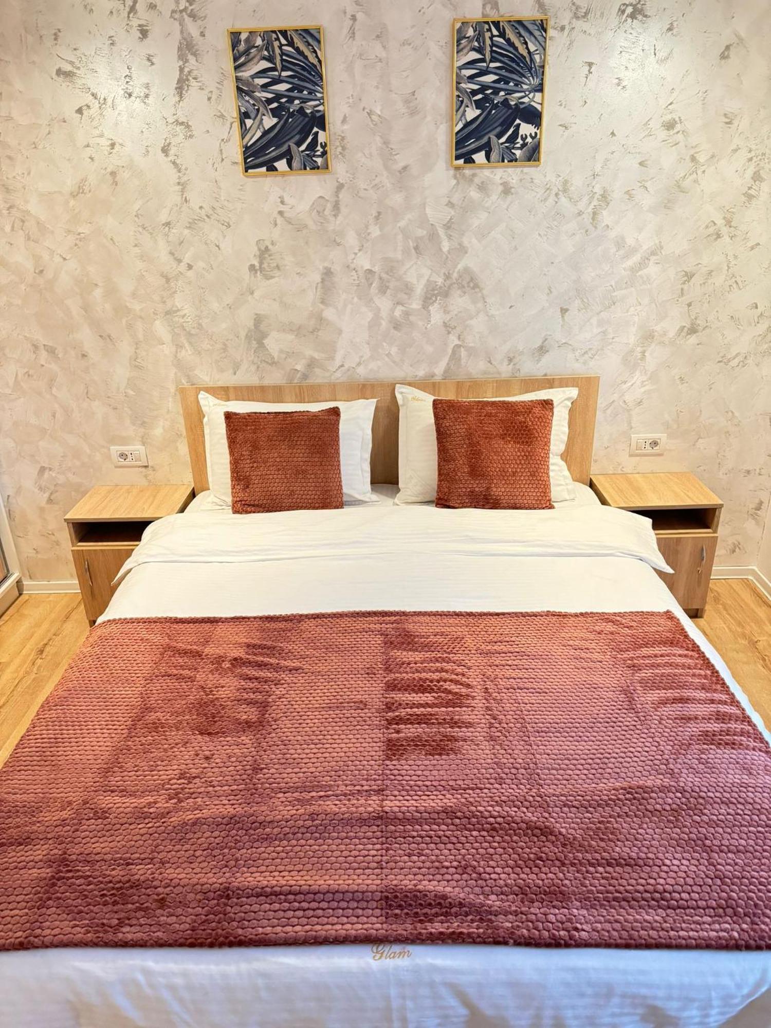 Glam Apartments Lipatti Near Iulius Mall And City Center 蒂米什瓦拉 外观 照片