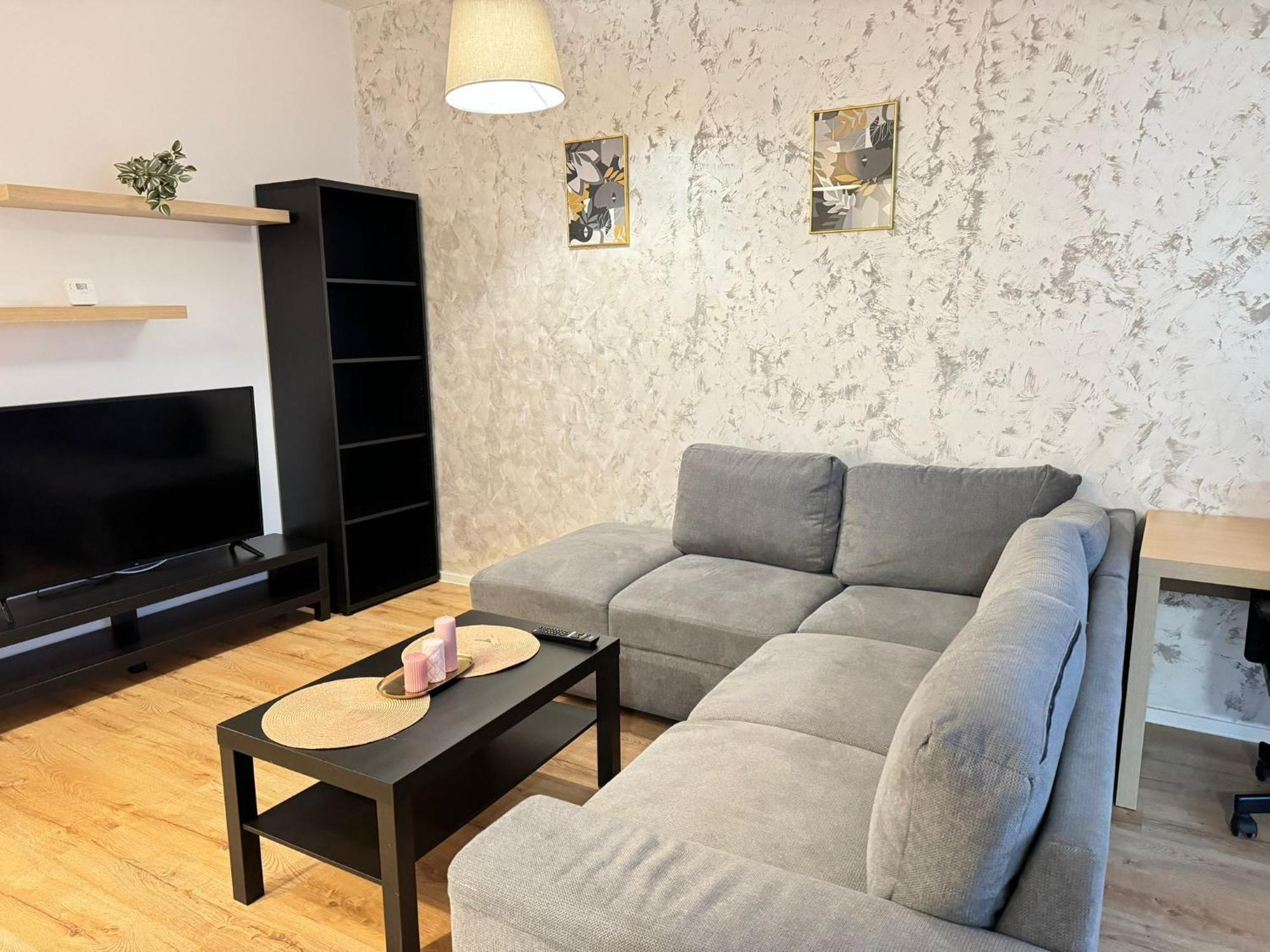 Glam Apartments Lipatti Near Iulius Mall And City Center 蒂米什瓦拉 外观 照片